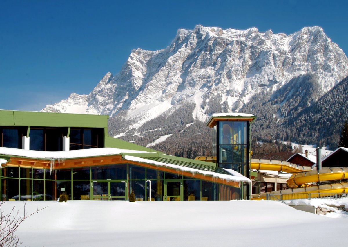 c_familienbad_ehrwald_winter_1.jpg