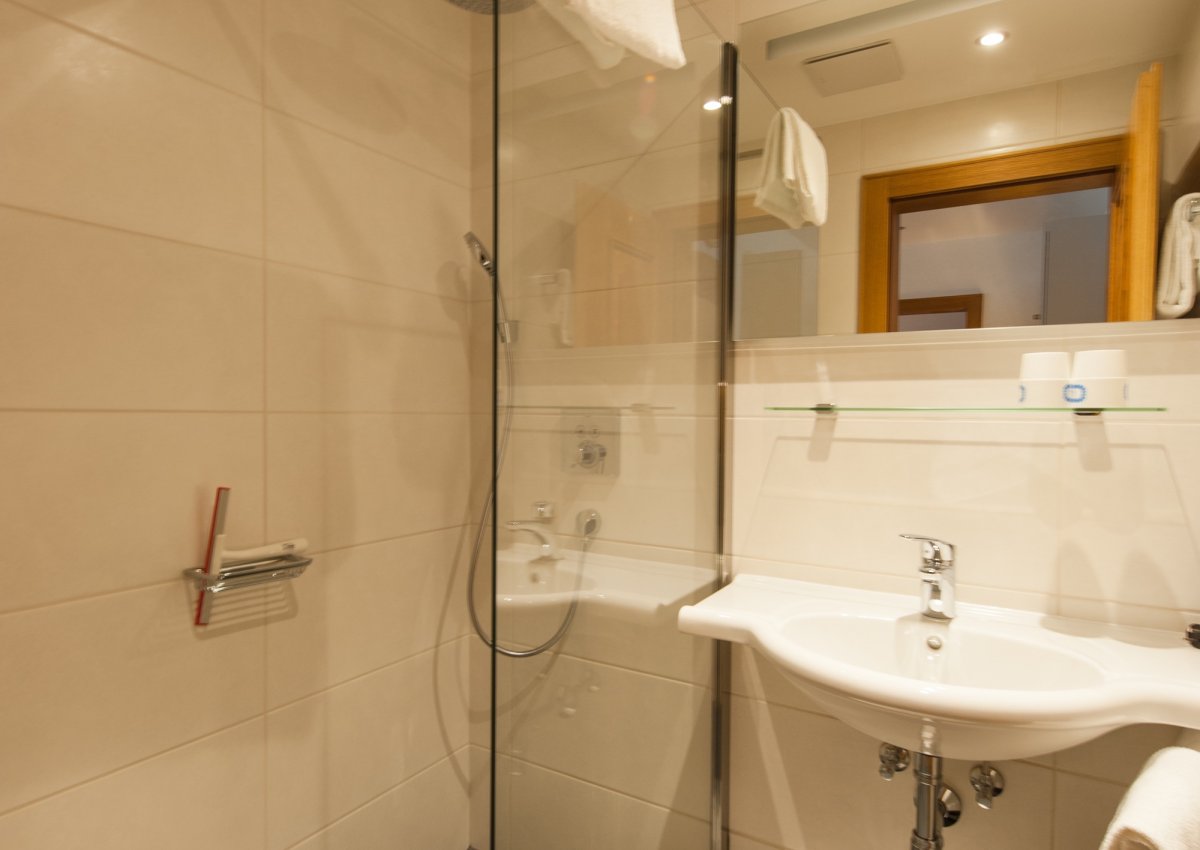 larinmos_ulses_gmbh_0113.jpg larinmos_ulses_gmbh_0113.jpg